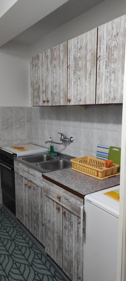 Apartment Kiwi نوفي ساد المظهر الخارجي الصورة